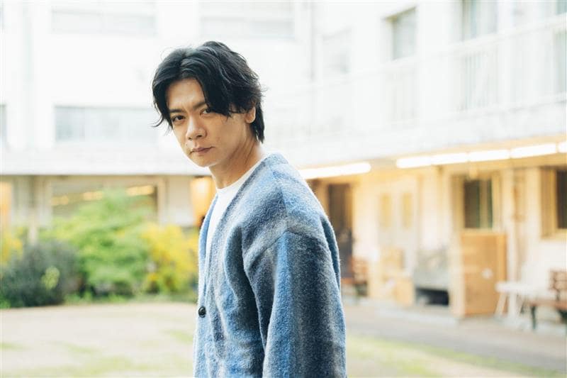 「本当は、はたらきたくない」郵便局7年→M-1王者。マジラブ・野田クリスタルの”ズルして稼ぐ”はたらき方