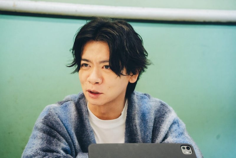 「本当は、はたらきたくない」郵便局7年→M-1王者。マジラブ・野田クリスタルの”ズルして稼ぐ”はたらき方