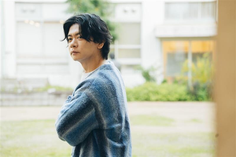 「本当は、はたらきたくない」郵便局7年→M-1王者。マジラブ・野田クリスタルの”ズルして稼ぐ”はたらき方