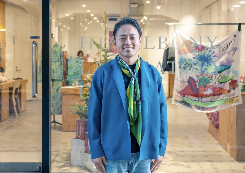 暴走族から16歳で少年院。貯金160円で世界一周した私が、障害のある作家とはたらく理由