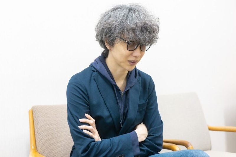月300時間残業の勤務医10年。無職を経て43歳で芥川賞を受賞した理由「1日の境目が消えた」