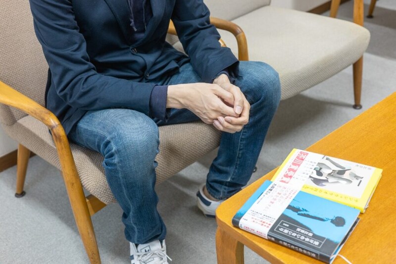 月300時間残業の勤務医10年。無職を経て43歳で芥川賞を受賞した理由「1日の境目が消えた」