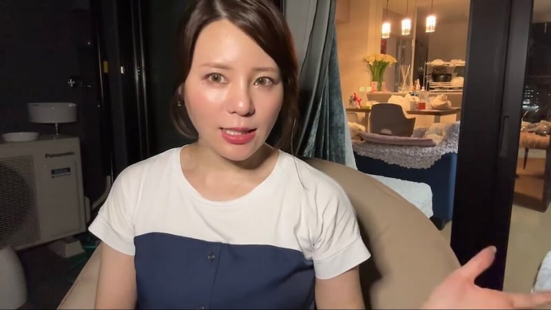 百貨店の美容部員から年収4,000万”バリキャリ”に。外資営業職でクビ寸前から「OL 毒女ちゃん」へ