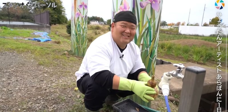 元「ANZEN漫才」あらぽん、解散後は94連休・月収200円。“ひょうたん芸人”で海外個展へ