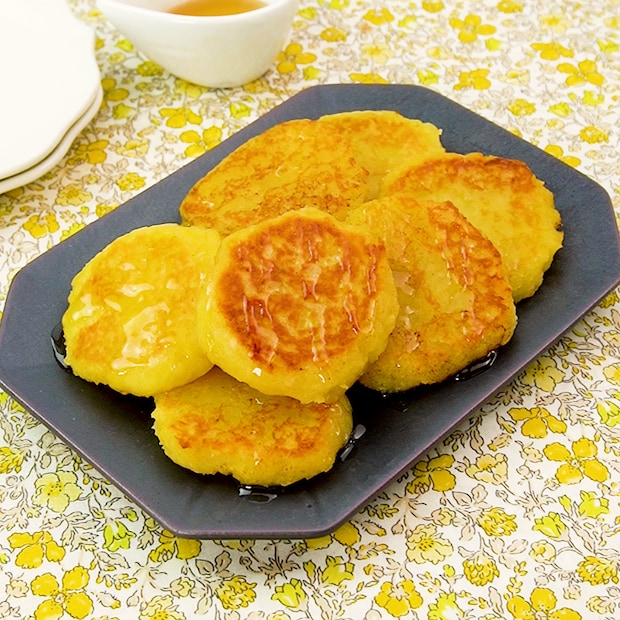 フライパンでゆでて作る!スイートポテト風いももち