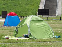 アウトドアだけじゃない！専門家が伝授　災害時のテント活用法