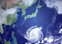 秋の台風シーズンはどんなことに注意したらいい？押さえるべきポイントをわかりやすく紹介