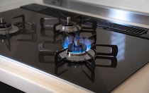 「地震発生時に火は消さない」って本当？防災の新常識