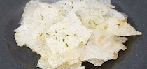 レンジで簡単！　ライスペーパーチップス