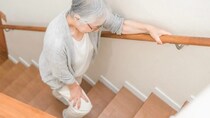「認知症」で転倒リスクは8倍!? 転びやすくなる4つの理由や予防策を専門家が解説!
