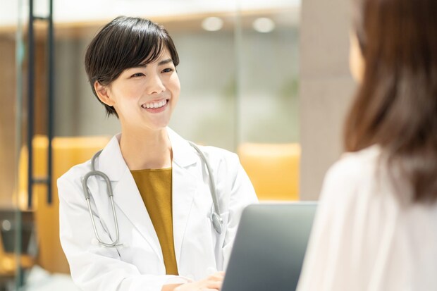 長引く咳の対処法や受診の目安