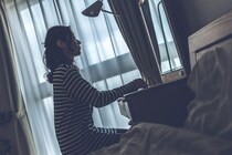 【闘病】医師から「治療法はまだない…」 『膠原病』で硬くなっていく皮膚や臓器