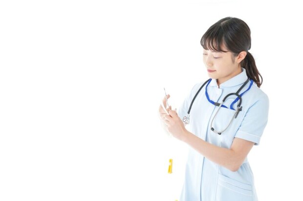 女性看護師