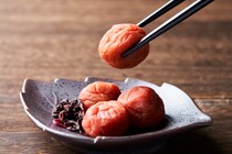 塩分が気になる「梅干し」を健康的に食べるポイントは？ 【管理栄養士解説】