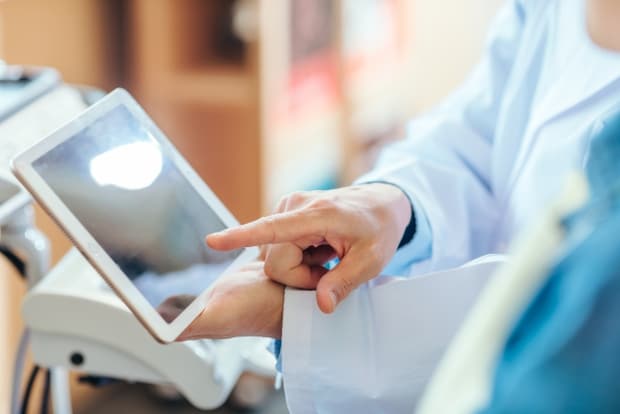 オールオン4で歯科用CT検査が必要な理由