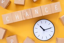 ほくろ除去は「秋から冬」がベスト。治療前に知っておくべきこと