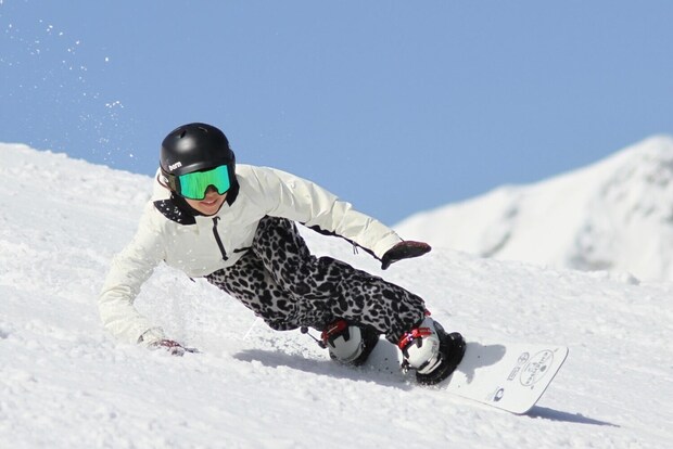 【闘病】“いつもの症状”は『難病』だった 「もう一度スノーボードをしたい…」