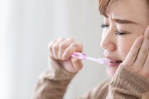 突然、片方の顎が痛みはじめた…どんな病気が考えられる？