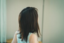 【闘病】「隣の母はガタガタ震えていた…」 女子大学生に降り掛かった『血液のがん』