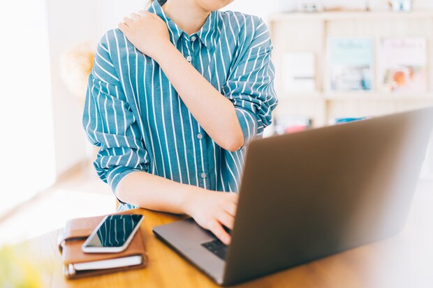 【闘病】肩こりと思っていたら『脳に異常』が… 「いつ歩けなくなるか分からない」と医師