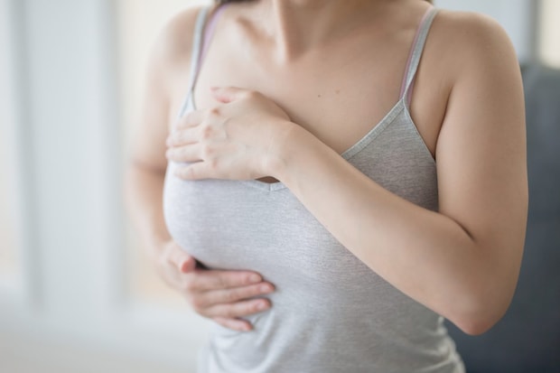 【闘病】バストケアを怠っていたら数カ月で“大きなしこり”が… まさかの『乳がん』