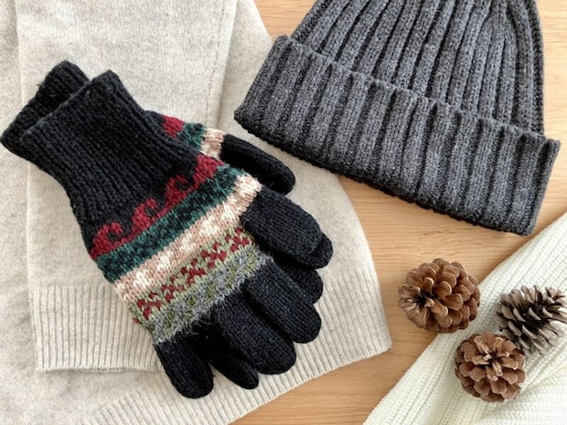 手袋とニット帽