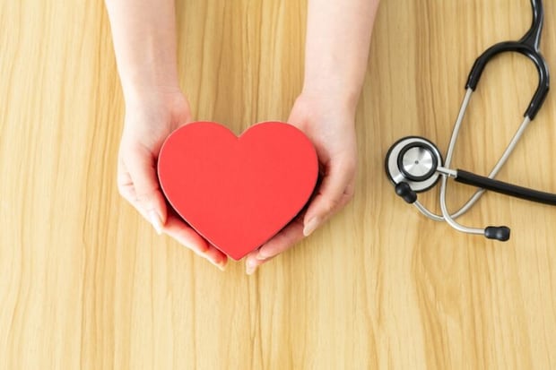 ハートと聴診器イメージ01