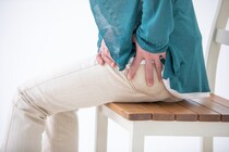 早歩きは厳禁!? 「股関節の痛み」を予防する運動・生活習慣をご紹介