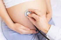 「出生前検査」を医師が解説 わかるのは「ダウン症」の有無だけではない