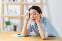 【薬剤師解説】更年期障害のホットフラッシュやほてり…漢方薬で軽減できる？