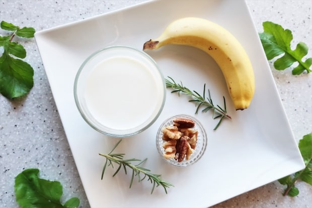 痛風の人が積極的に摂りたい食べ物や飲み物の一覧表