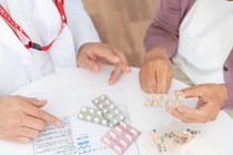 ポリファーマシーとは？ 薬を多用する問題点と対策を薬剤師が解説