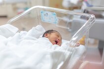 「クレチン症」とは？症状・原因・治療法についても解説！【医師監修】