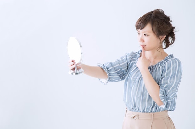 お口の端からよだれが出るときは何科を受診する？