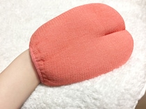 美肌目的の垢すり、かえって肌を傷つける原因にも。「おこなう際は頻度に注意」