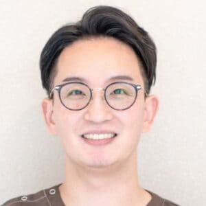 中山 雄司歯科医師(おとなとこどもの歯並び中山矯正歯科・小児歯科西大寺)