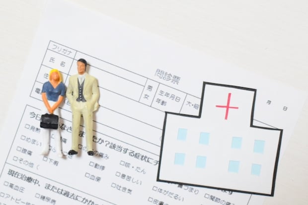 閉塞隅角緑内障の人が抗コリン薬の代わりに飲める薬