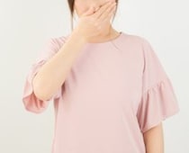 口の中がネバネバするのはなぜ？