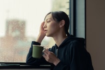 「コーヒーが梅雨の低気圧頭痛」に効果的なのをご存知ですか？ その理由を管理栄養士が解説