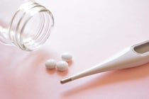 【厚生労働省が発表】痛みや発熱などの副反応に使える解熱鎮痛剤の成分について