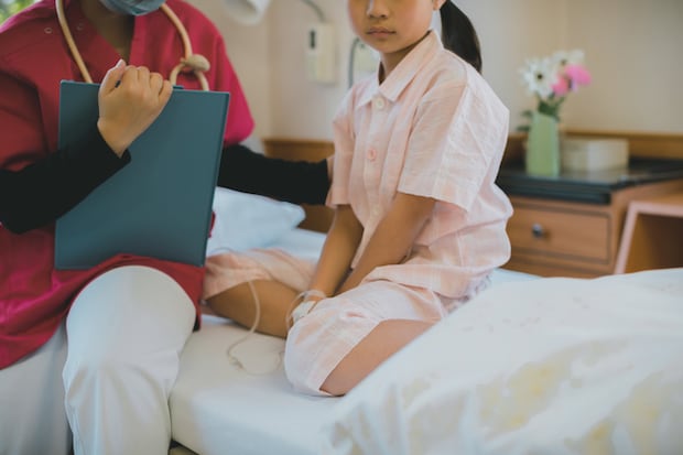 体重が増えると行動範囲を増やしてもらえる「行動制限療法」という入院生活