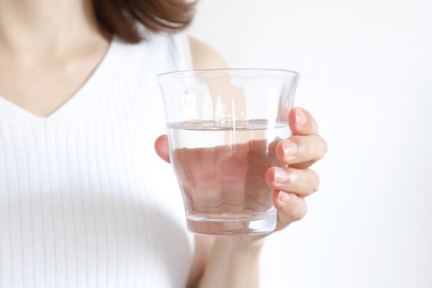 「お茶やコーヒーで水分補給」は間違い？ 医師が教える正しい水分補給