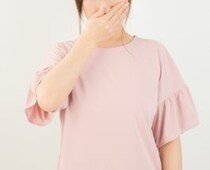 口の中がネバネバするのはなぜ？