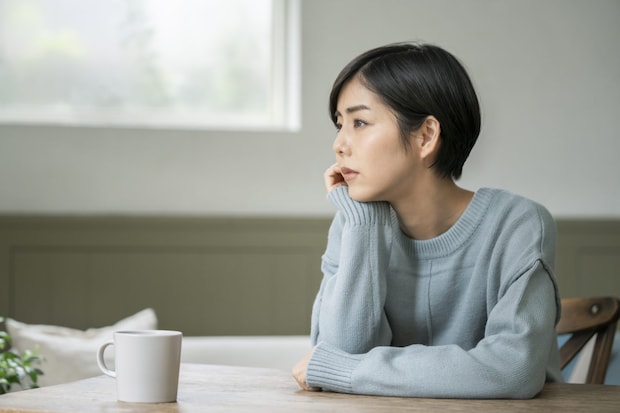 日曜の夜の憂うつ「サザエさん症候群」を防ぐ方法を医師が解説! 休日の寝だめが逆効果ってホント?