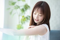 「強皮症」とは？症状・原因・治療方法も解説！【医師監修】