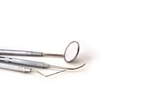 「絶対に残せない歯」とは、どんな状態のこと？