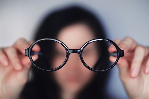 【基礎知識】ICL手術ってどんな手術？