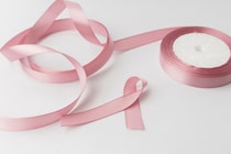 乳がんの遺伝子検査、12月から公的医療保険の対象に