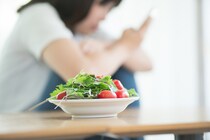 【闘病】摂食障害で155cm・30kgでも「痩せている」とは思えなかった