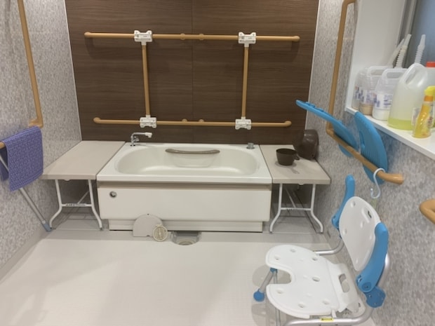 要介護者のお風呂を補助する入浴介助の基本